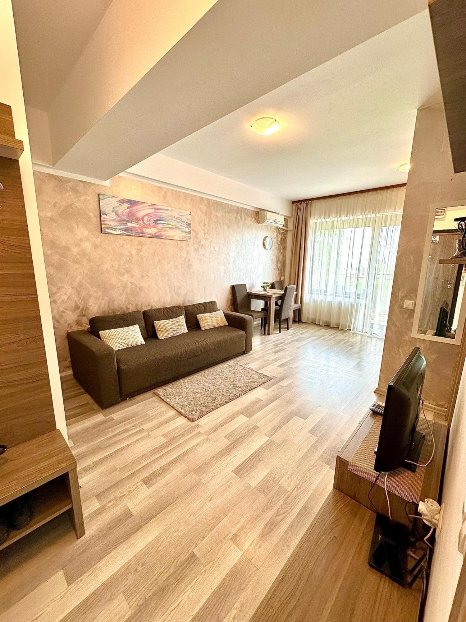 Marcony Boutique Apartments Mamaia Dış mekan fotoğraf